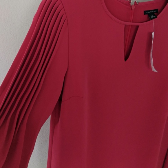 Dress - Picture 3 of 6